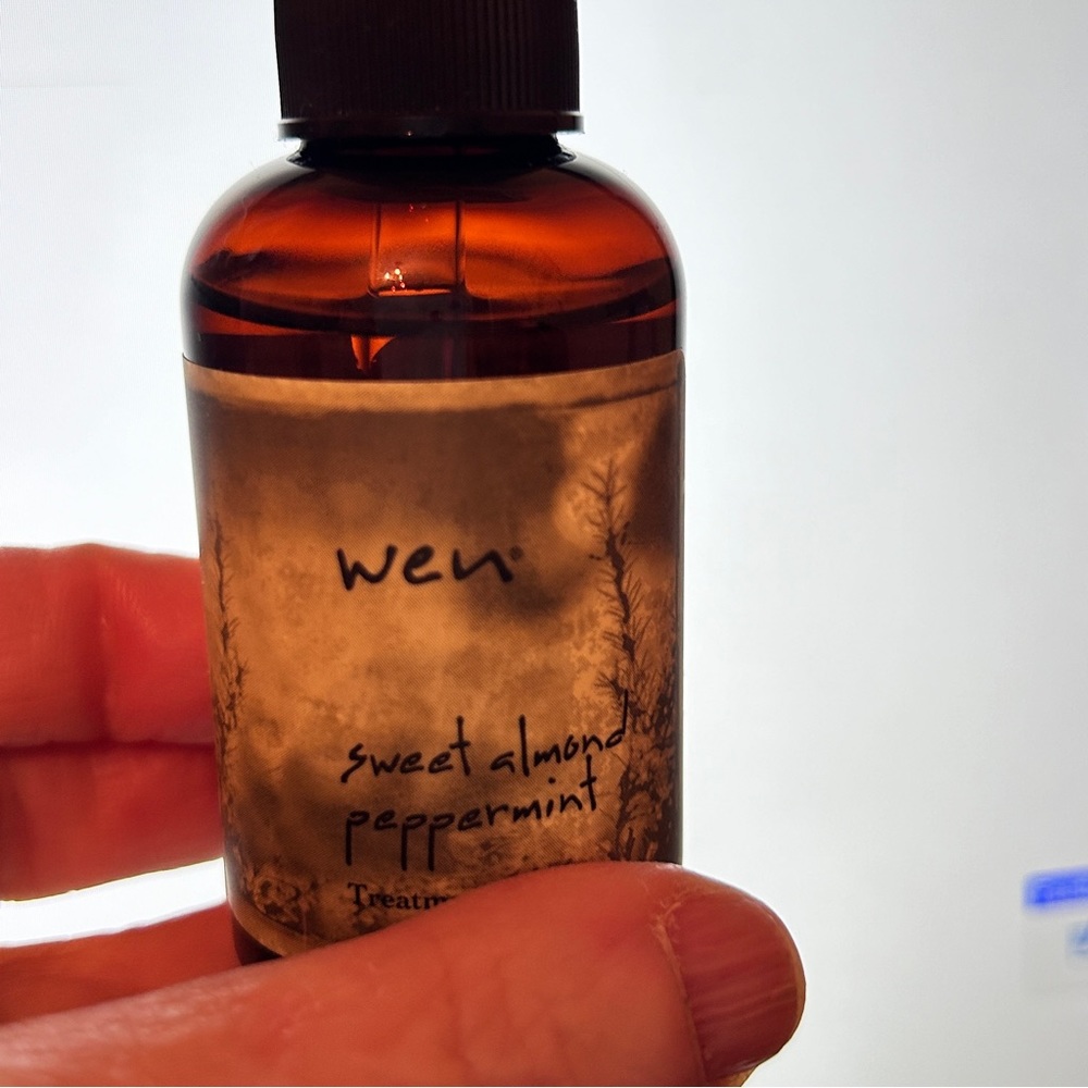 WEN Sweet Almond Mint Treatment Oil 2 fl oz